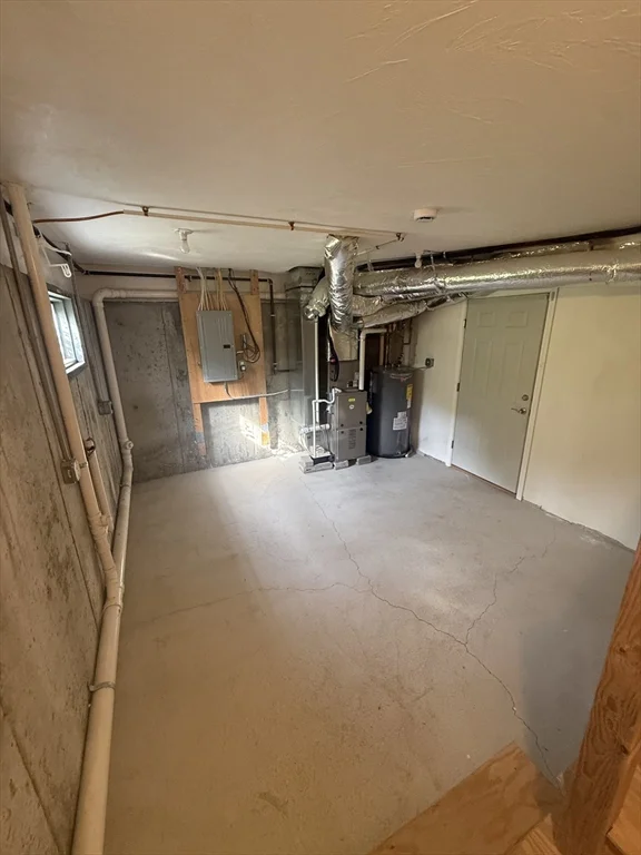 2 bed, 1 bath apartment for rent at 32 Chestnut Unit 1, Peabody — photo 9 of 11