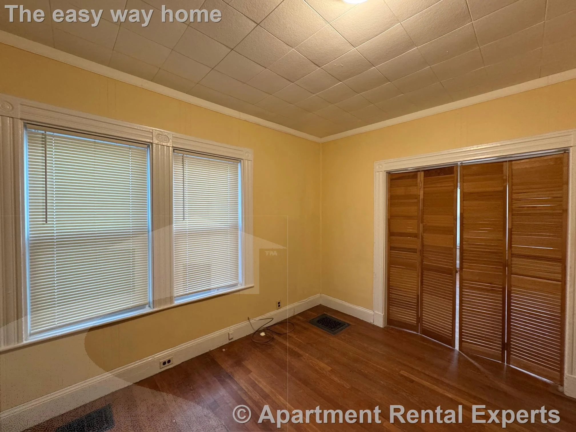 2 bed, 1 bath apartment for rent at 32 Claremon St Unit 1, Davis Square — photo 4 of 10