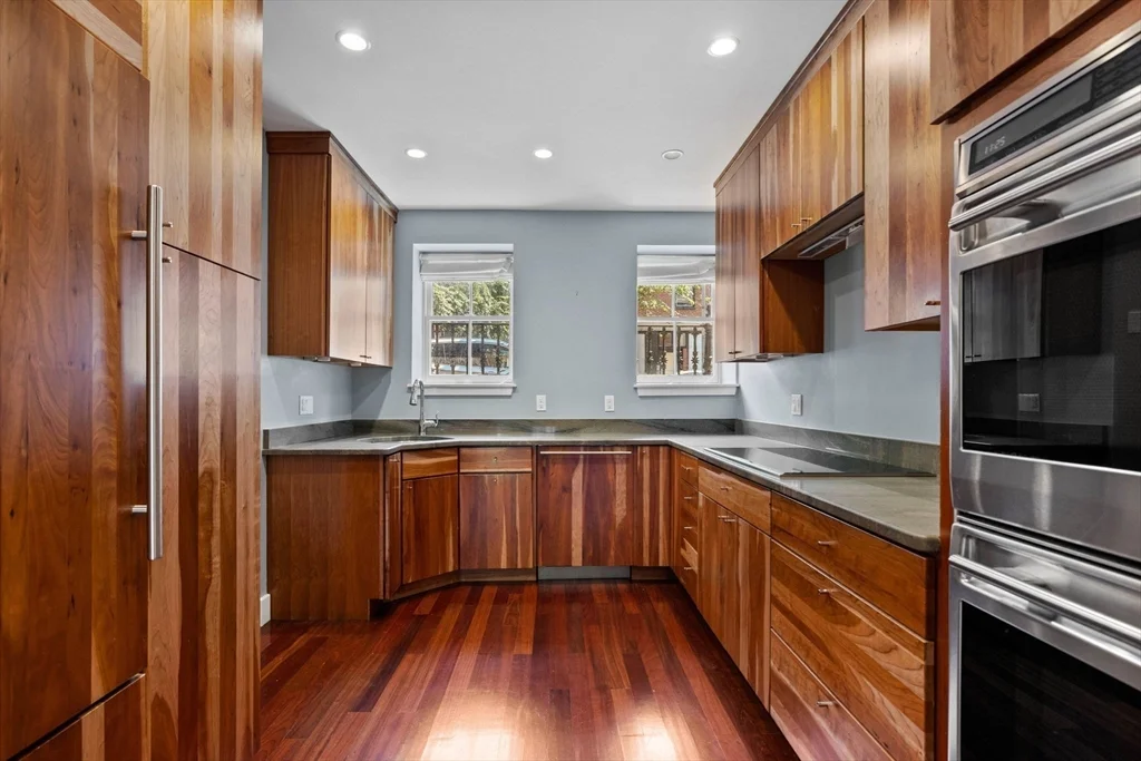 3 bed, 2 bath apartment for rent at 32 Clarendon, South End — photo 5 of 15