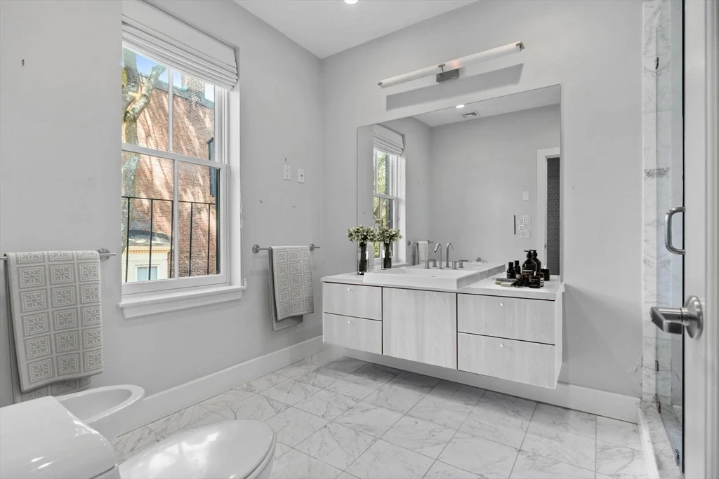 3 bed, 2 bath apartment for rent at 32 Clarendon, South End — photo 9 of 15