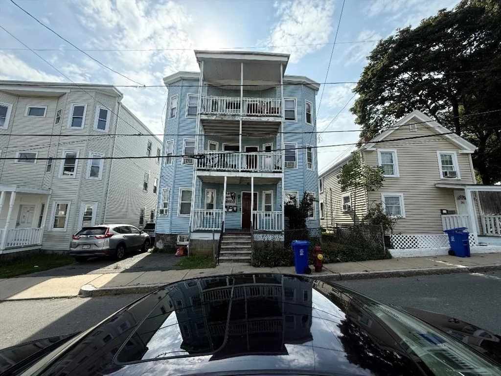 4 bed, 1 bath apartment for rent at 32 Clark St Unit 3, Malden — photo 1 of 12