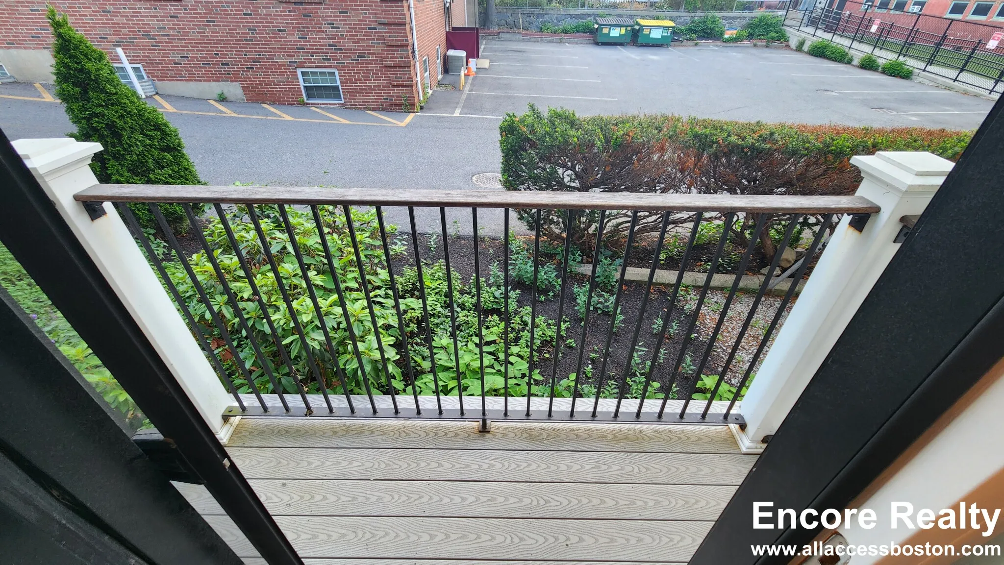 2 bed, 2 bath apartment for rent at 32 Cummins Highway Unit 2, Roslindale — photo 14 of 41