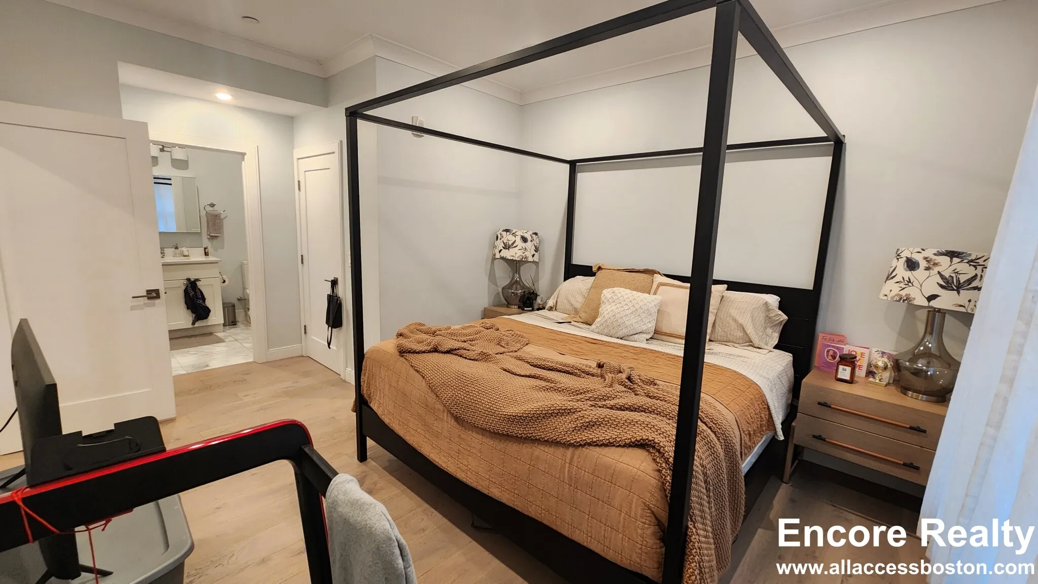 2 bed, 2 bath apartment for rent at 32 Cummins Highway Unit 2, Roslindale — photo 17 of 41