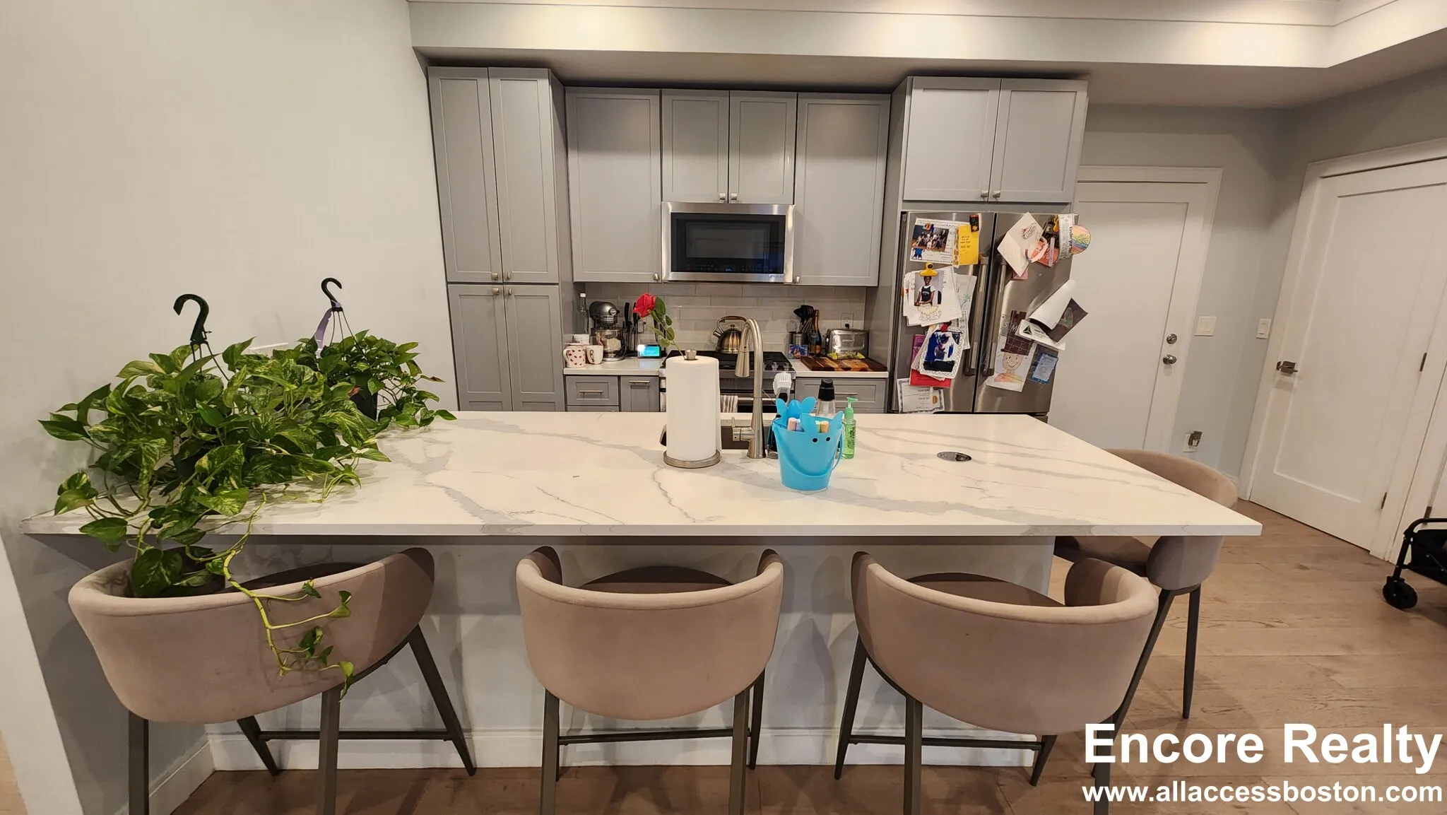 2 bed, 2 bath apartment for rent at 32 Cummins Highway Unit 2, Roslindale — photo 15 of 41