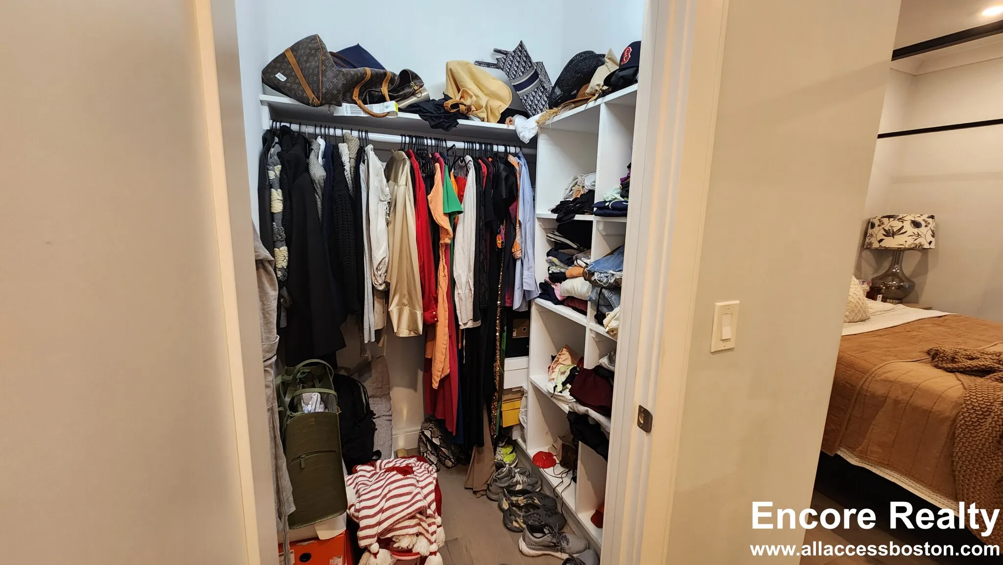2 bed, 2 bath apartment for rent at 32 Cummins Highway Unit 2, Roslindale — photo 21 of 41