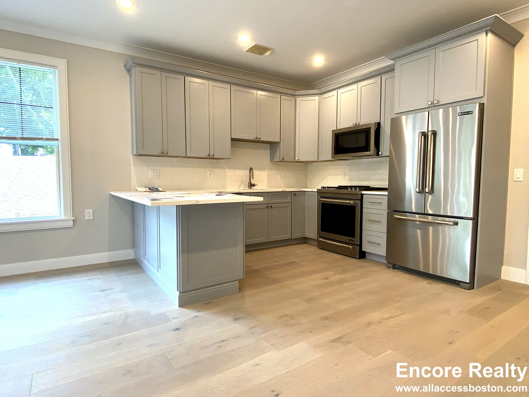 2 bed, 2 bath apartment for rent at 32 Cummins Highway Unit 4, Roslindale — photo 35 of 42