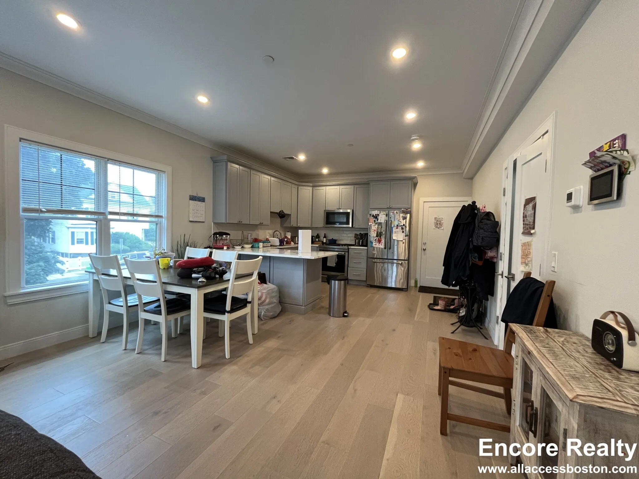 2 bed, 2 bath apartment for rent at 32 Cummins Highway Unit 4, Roslindale — photo 7 of 42