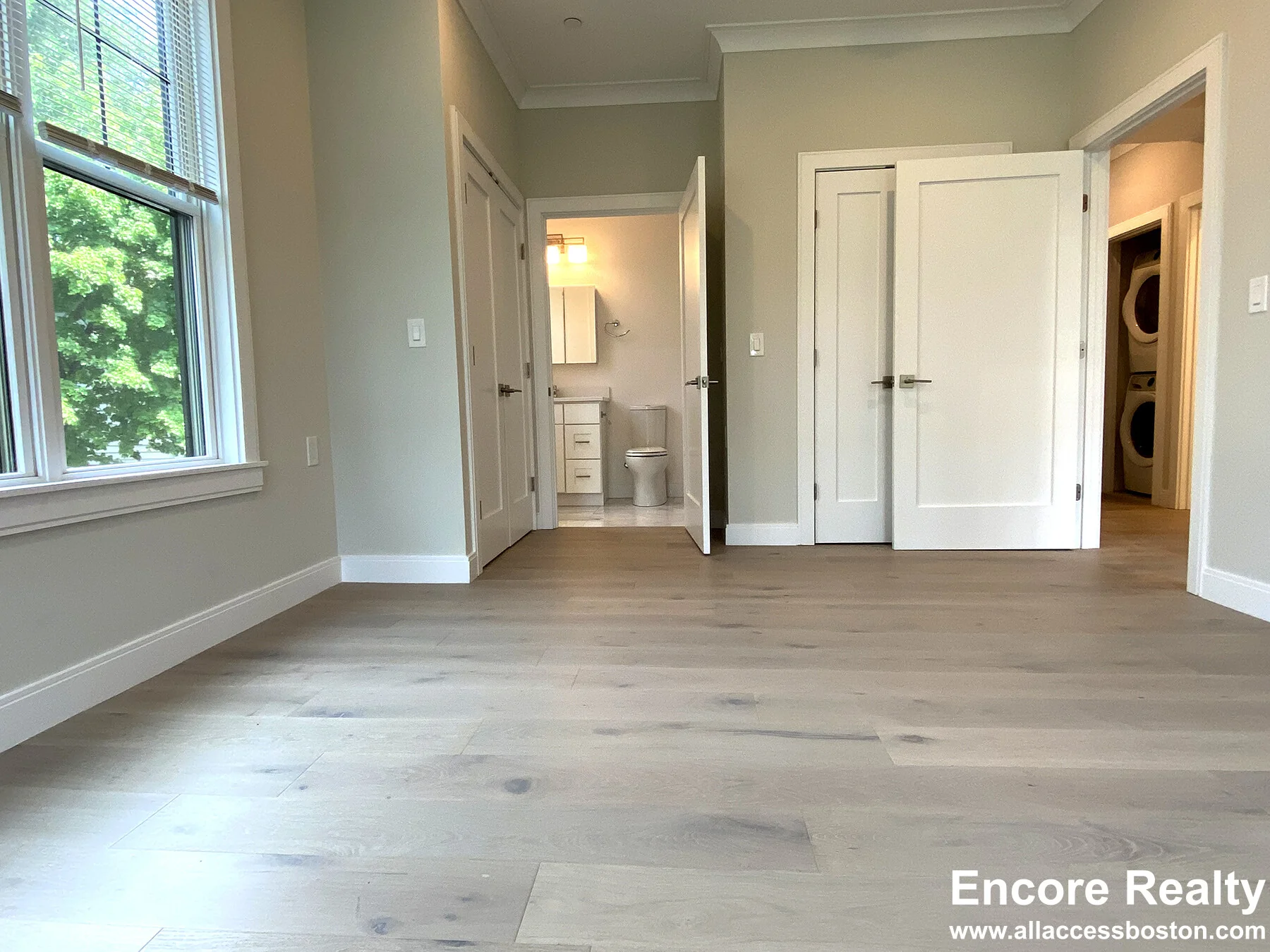 2 bed, 2 bath apartment for rent at 32 Cummins Highway Unit 4, Roslindale — photo 39 of 42