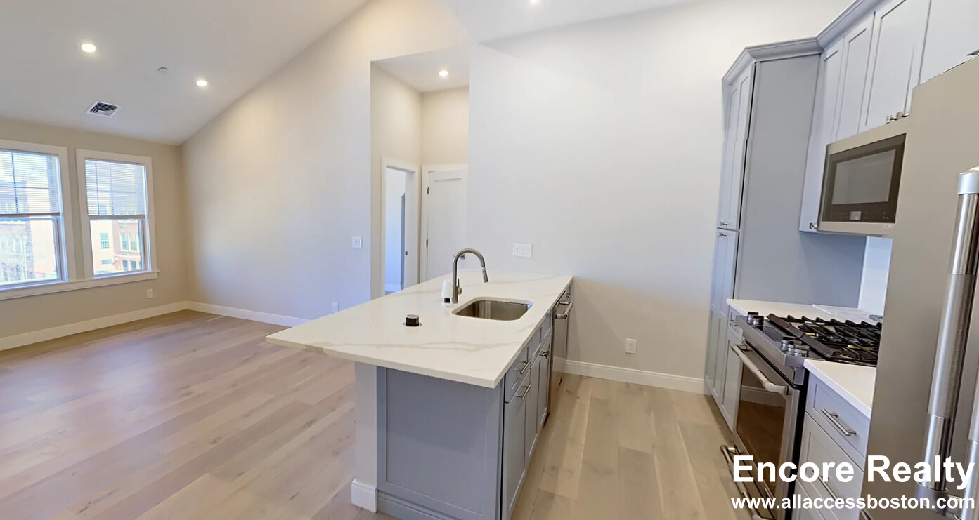 2 bed, 2 bath apartment for rent at 32 Cummins Highway Unit 5, Roslindale