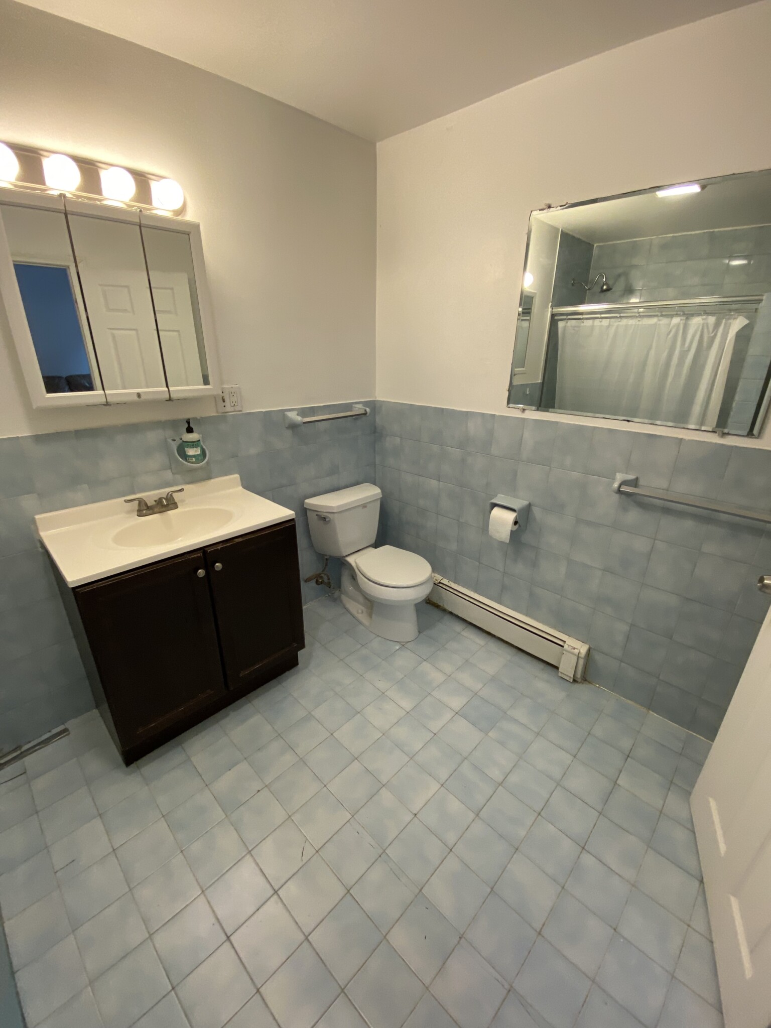 3 bed, 1 bath apartment for rent at 32 Cunard St Unit 3, South End — photo 10 of 15