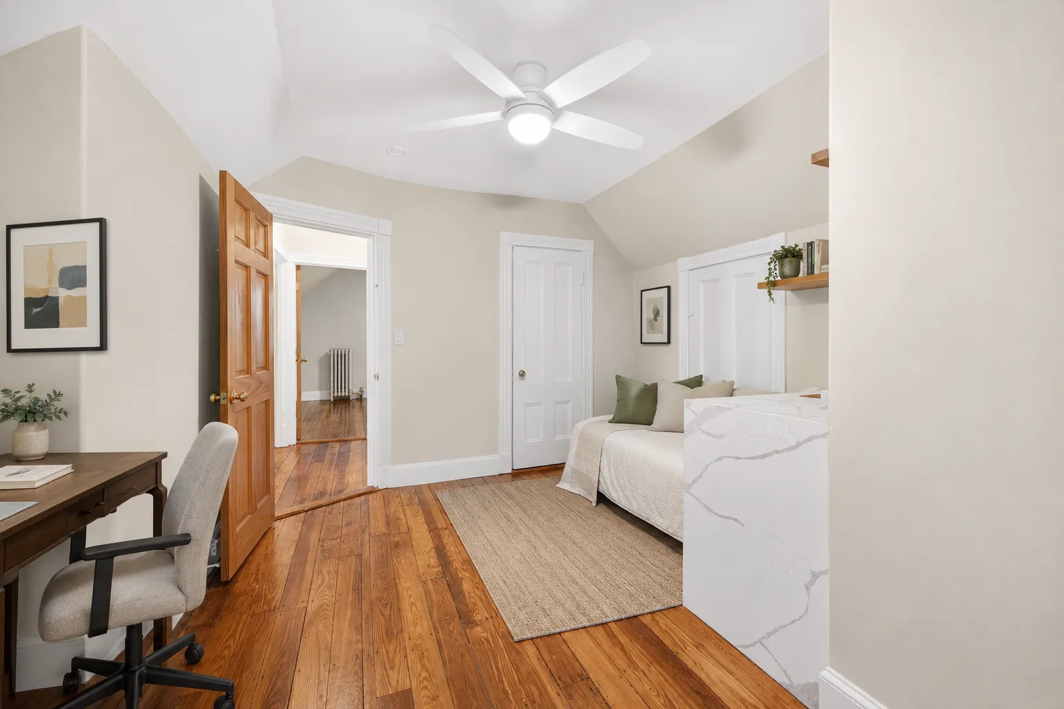 5 bed, 2 bath apartment for rent at 32 Cushman Rd Unit 2, Oak Square — photo 5 of 18