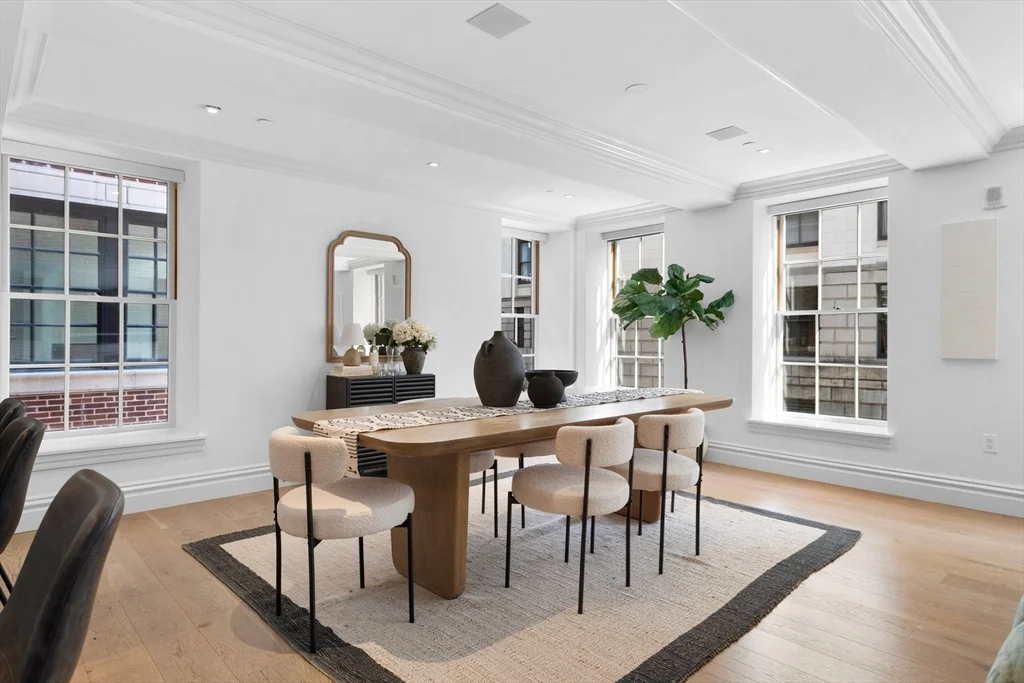 3 bed, 2 bath apartment for rent at 32 Derne St Unit 2C, Beacon Hill — photo 13 of 40