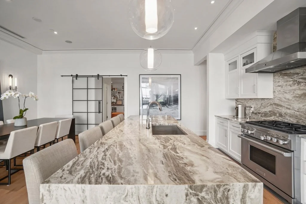 3 bed, 3 bath apartment for rent at 32 Derne St Unit 6B, Beacon Hill — photo 11 of 34