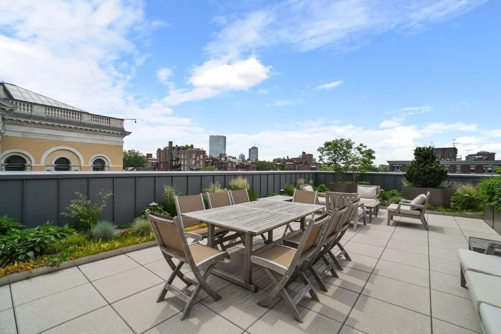 3 bed, 3 bath apartment for rent at 32 Derne St Unit 6B, Beacon Hill — photo 29 of 34