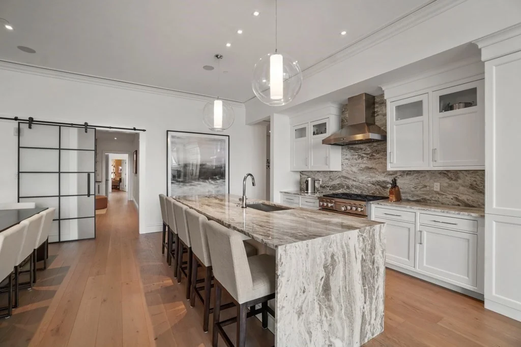 3 bed, 3 bath apartment for rent at 32 Derne St Unit 6B, Beacon Hill — photo 9 of 34