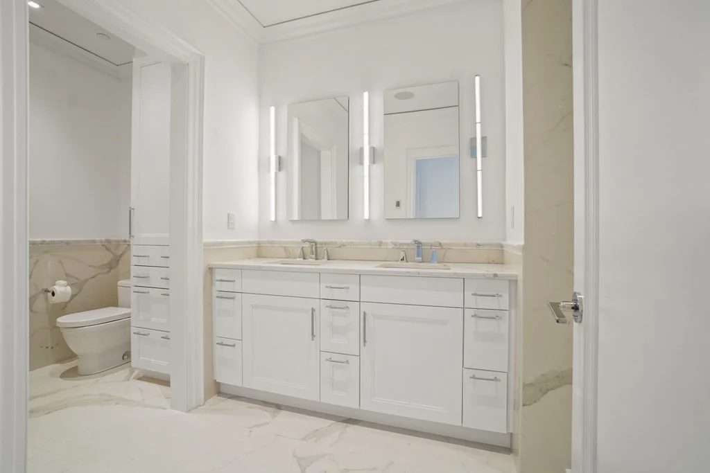 3 bed, 3 bath apartment for rent at 32 Derne St Unit 6B, Beacon Hill — photo 18 of 34