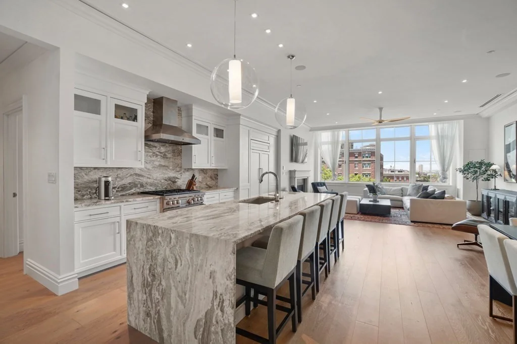 3 bed, 3 bath apartment for rent at 32 Derne St Unit 6B, Beacon Hill — photo 10 of 34