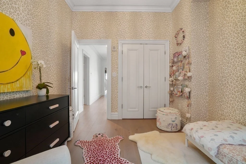 3 bed, 3 bath apartment for rent at 32 Derne St Unit 6B, Beacon Hill — photo 24 of 34