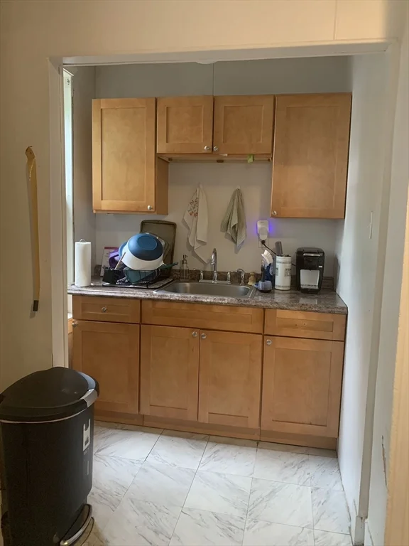 2 bed, 1 bath apartment for rent at 32 E Cottage Unit 1, Dorchester — photo 4 of 4