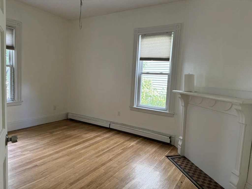 2 bed, 1 bath apartment for rent at 32 E Cottage Unit 1, Dorchester