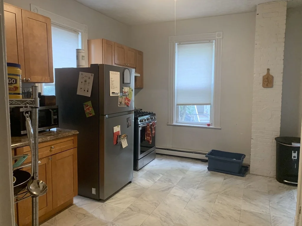 2 bed, 1 bath apartment for rent at 32 E Cottage Unit 1, Dorchester — photo 3 of 4