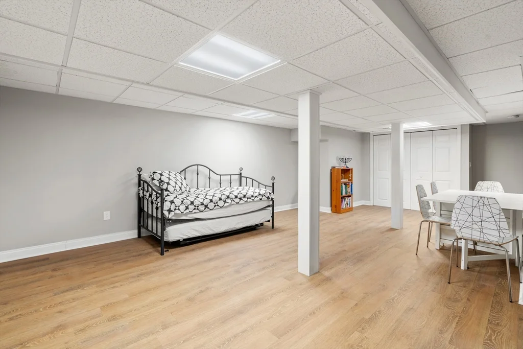 2 bed, 1 bath apartment for rent at 32 E Chestnut St Unit 32, Sharon — photo 12 of 14