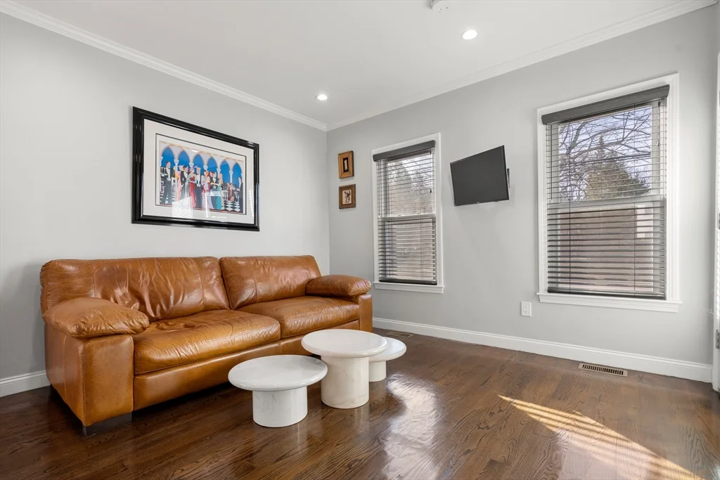 2 bed, 1 bath apartment for rent at 32 E Chestnut St Unit 32, Sharon — photo 5 of 14