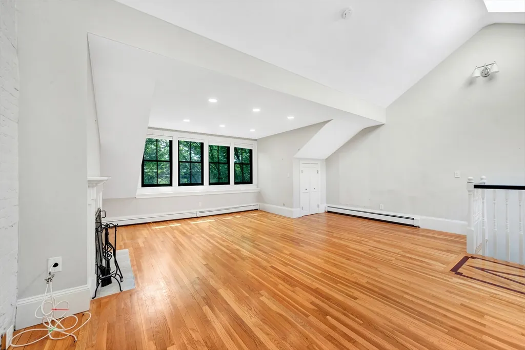 3 bed, 1.5 bath apartment for rent at 32 West Springfield St Unit 3, South End — photo 24 of 35