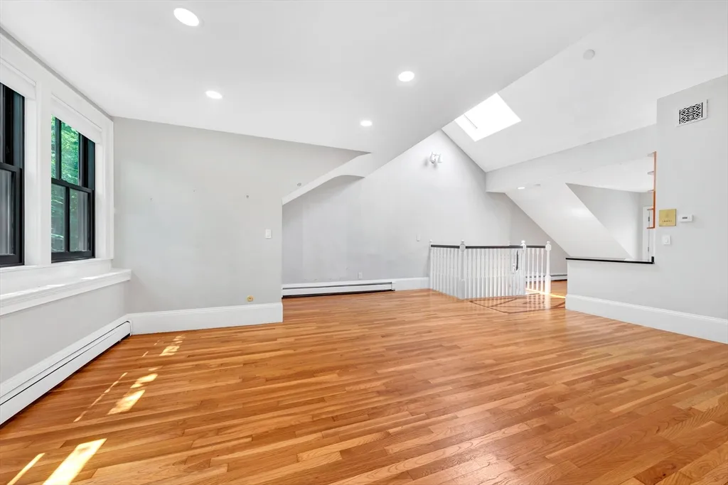 3 bed, 1.5 bath apartment for rent at 32 West Springfield St Unit 3, South End — photo 21 of 35