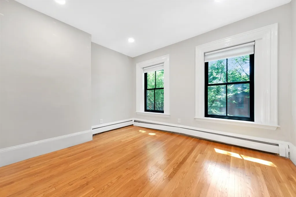 3 bed, 1.5 bath apartment for rent at 32 West Springfield St Unit 3, South End — photo 16 of 35