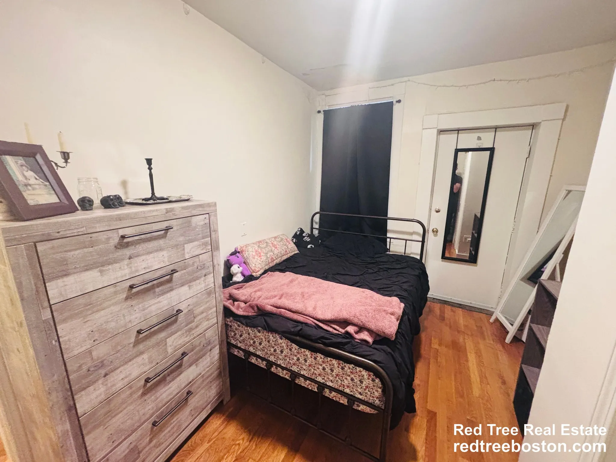 2 bed, 1 bath apartment for rent at 32 Edgerly Rd Unit 1, Fenway — photo 3 of 8