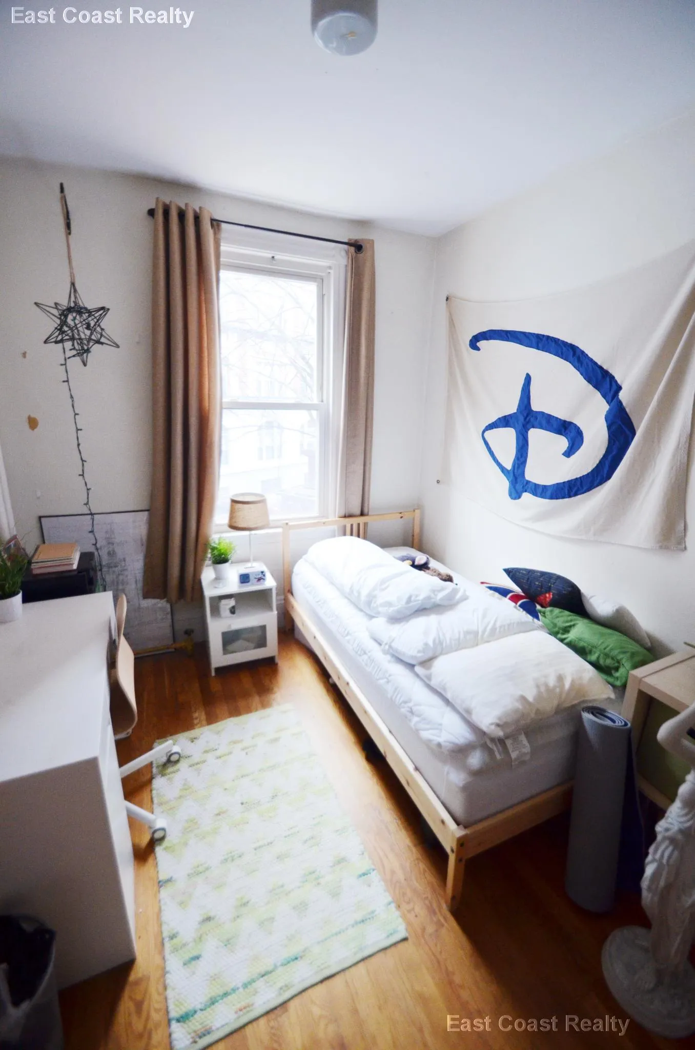 3 bed, 1 bath apartment for rent at 32 Edgerly Rd Unit 2, Fenway — photo 6 of 11