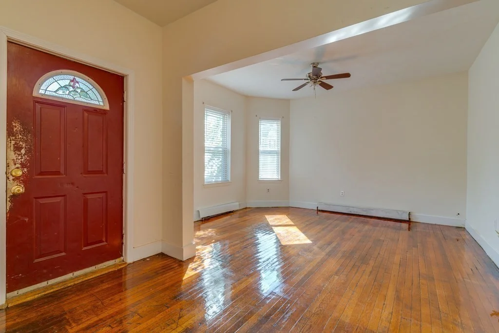3 bed, 1 bath apartment for rent at 32 Elmhurst St Unit 1, Boston — photo 3 of 15
