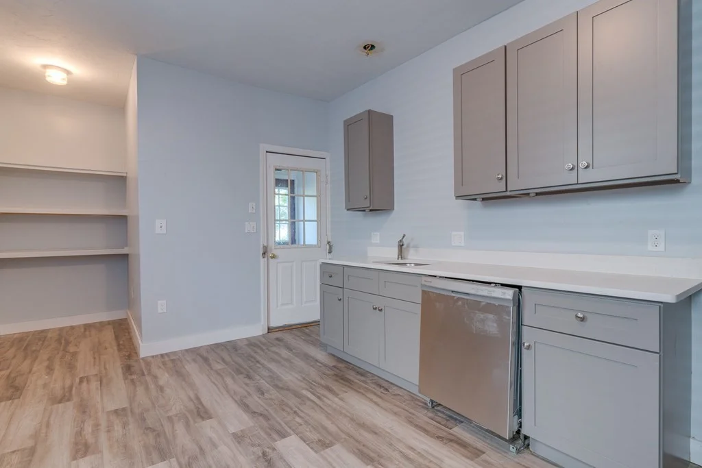 3 bed, 1 bath apartment for rent at 32 Elmhurst St Unit 1, Boston