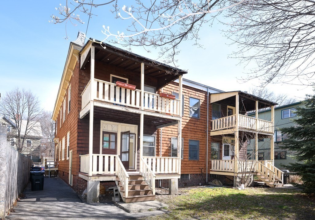 3 bed, 1 bath apartment for rent at 32 Eustis Unit 32, Baldwin — photo 10 of 10