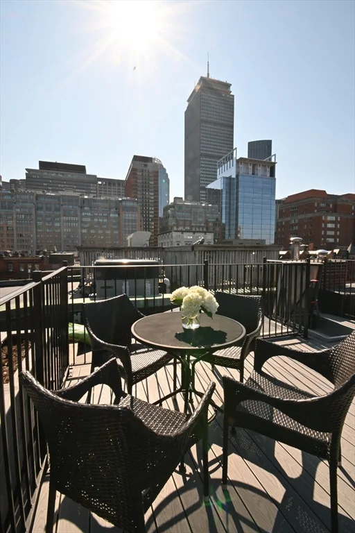 1 bed, 1 bath apartment for rent at 32 Fairfield Unit 7, Back Bay — photo 13 of 16