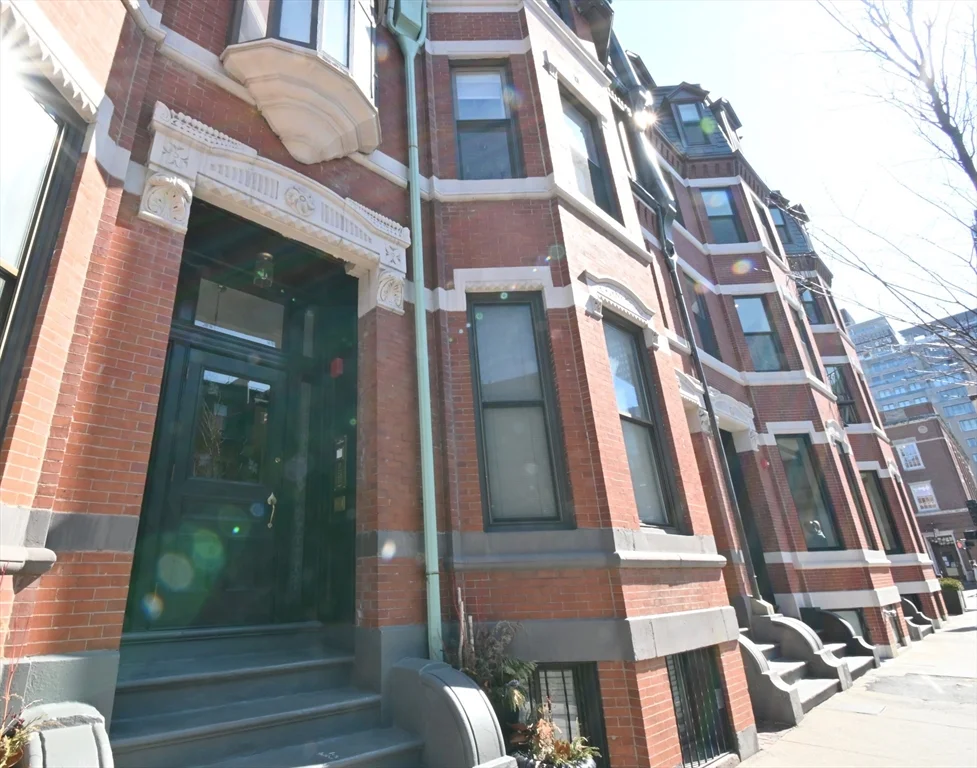 1 bed, 1 bath apartment for rent at 32 Fairfield Unit 7, Back Bay — photo 16 of 16