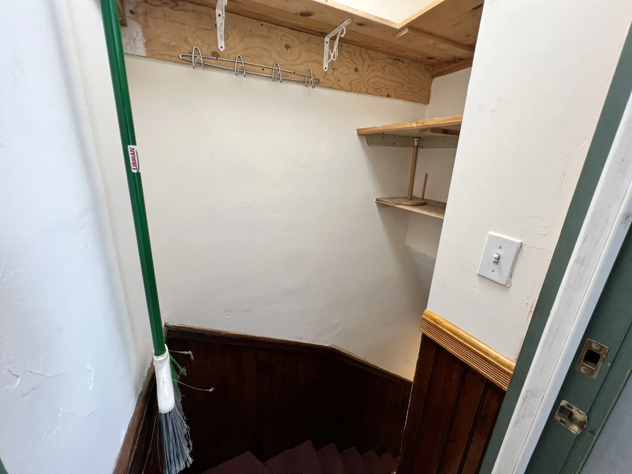 3 bed, 2 bath apartment for rent at 32 Fairmont Ave Unit 2, Cambridgeport — photo 37 of 39