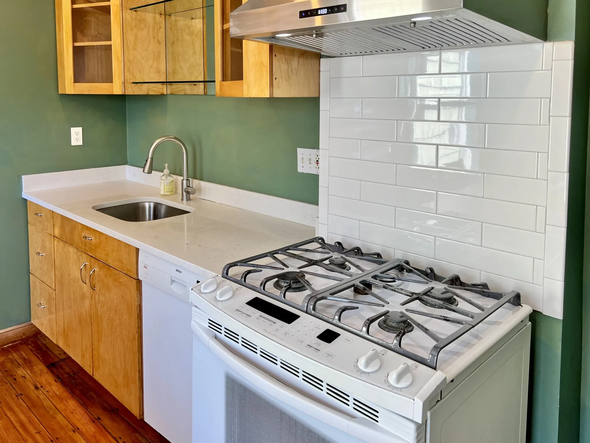 3 bed, 2 bath apartment for rent at 32 Fairmont Ave Unit 2, Cambridgeport — photo 36 of 39