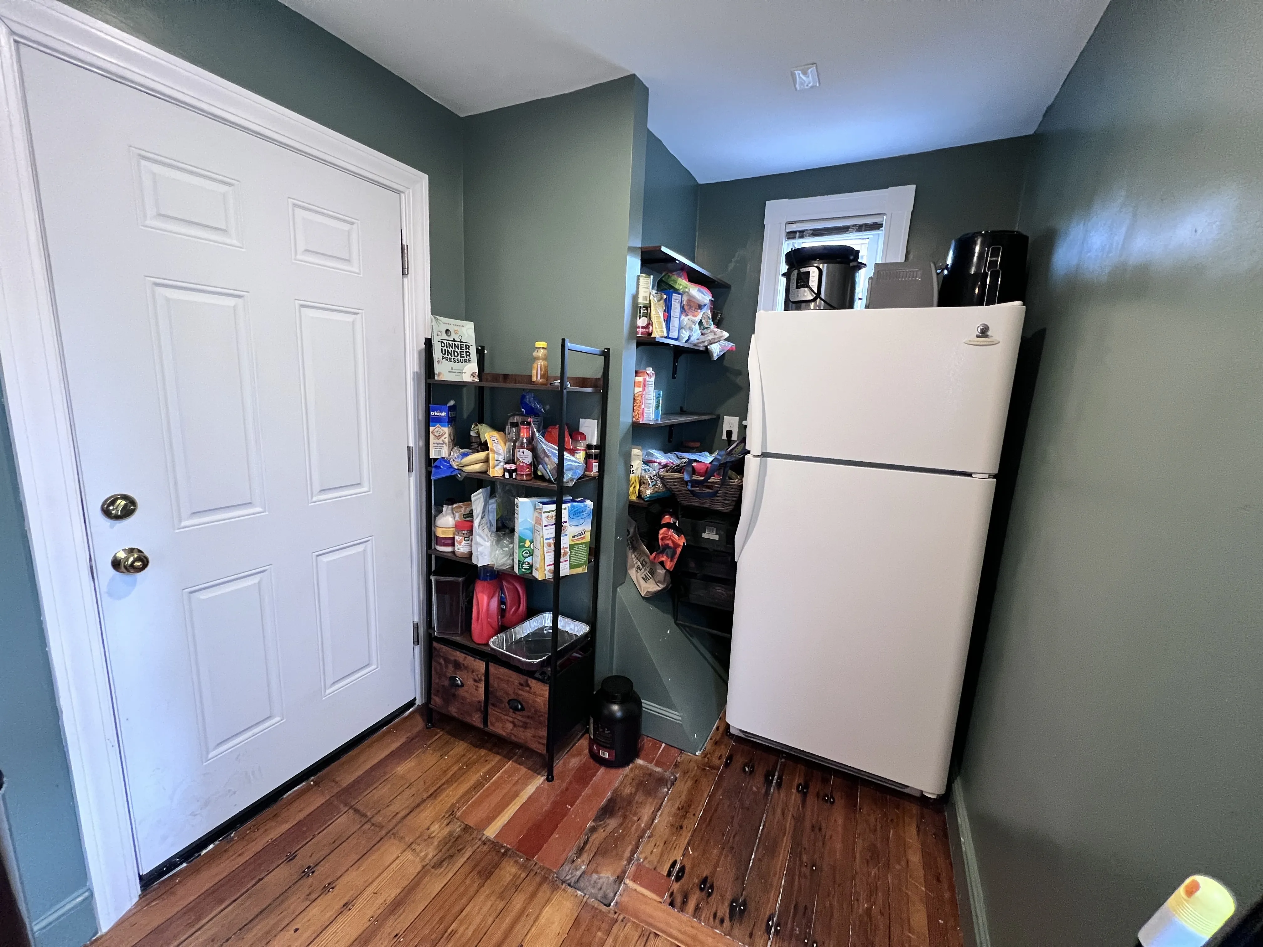 3 bed, 2 bath apartment for rent at 32 Fairmont Ave Unit 2, Cambridgeport — photo 12 of 39