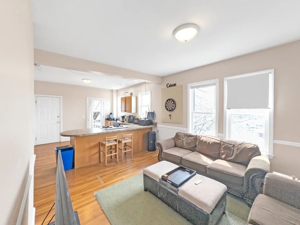 4 bed, 1 bath apartment for rent at 32 Fisher Ave Unit 2, Mission Hill — photo 2 of 23