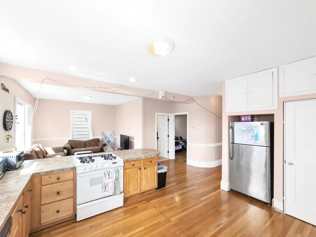 4 bed, 1 bath apartment for rent at 32 Fisher Ave Unit 2, Mission Hill — photo 21 of 23