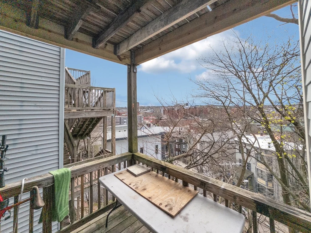 4 bed, 1 bath apartment for rent at 32 Fisher Ave Unit 2, Mission Hill — photo 17 of 23