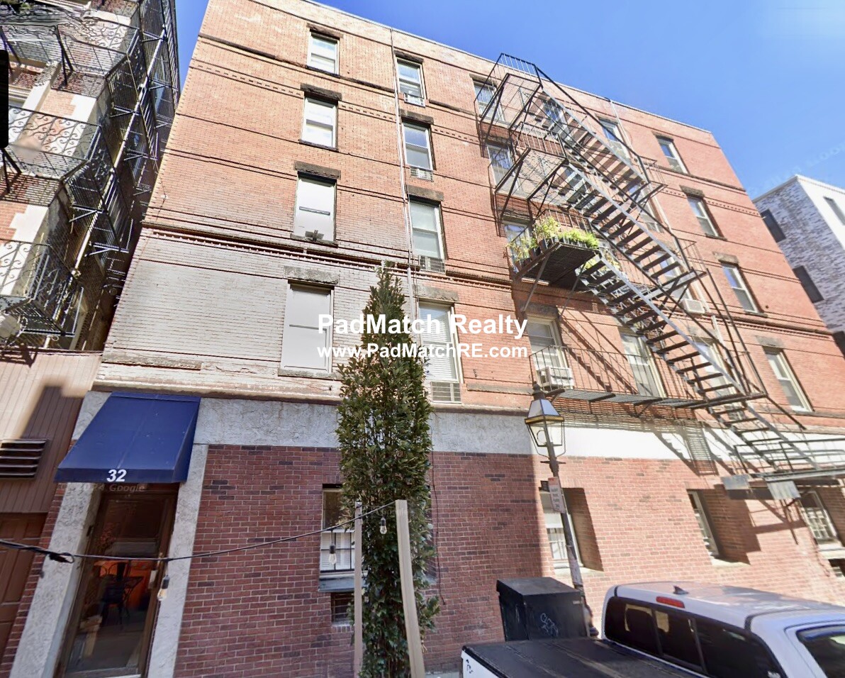 1 bed, 1 bath apartment for rent at 32 Fleet St Unit 6, North End — photo 10 of 10