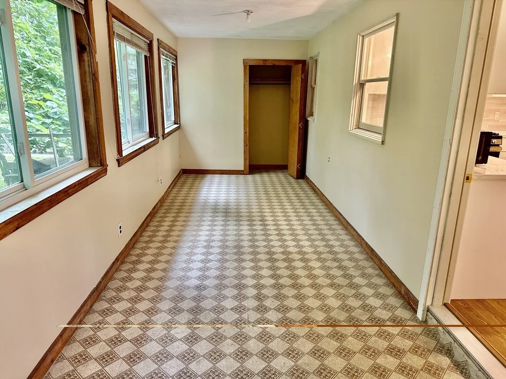 3 bed, 1 bath apartment for rent at 32 Forest St Unit 32, Watertown — photo 9 of 13