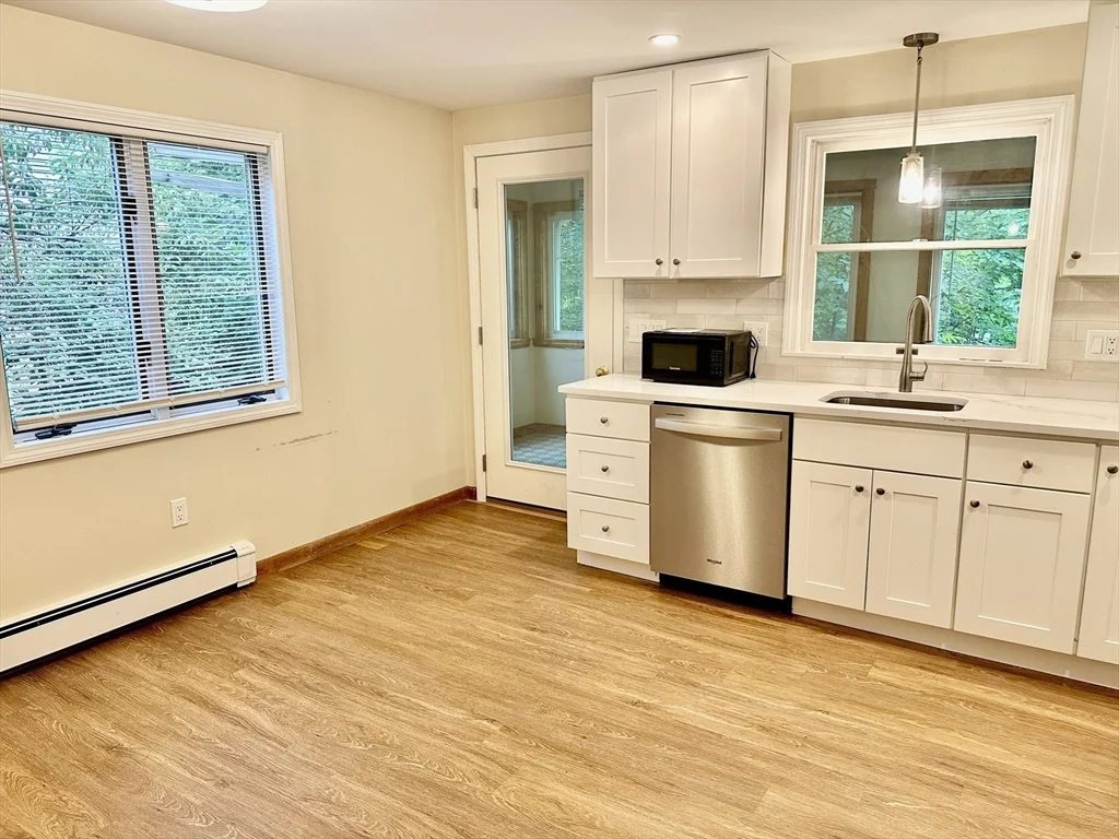 3 bed, 1 bath apartment for rent at 32 Forest St Unit 32, Watertown — photo 12 of 13