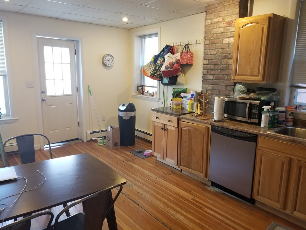 2 bed, 1 bath apartment for rent at 32 Frankfort Unit 2, East Boston — photo 8 of 15