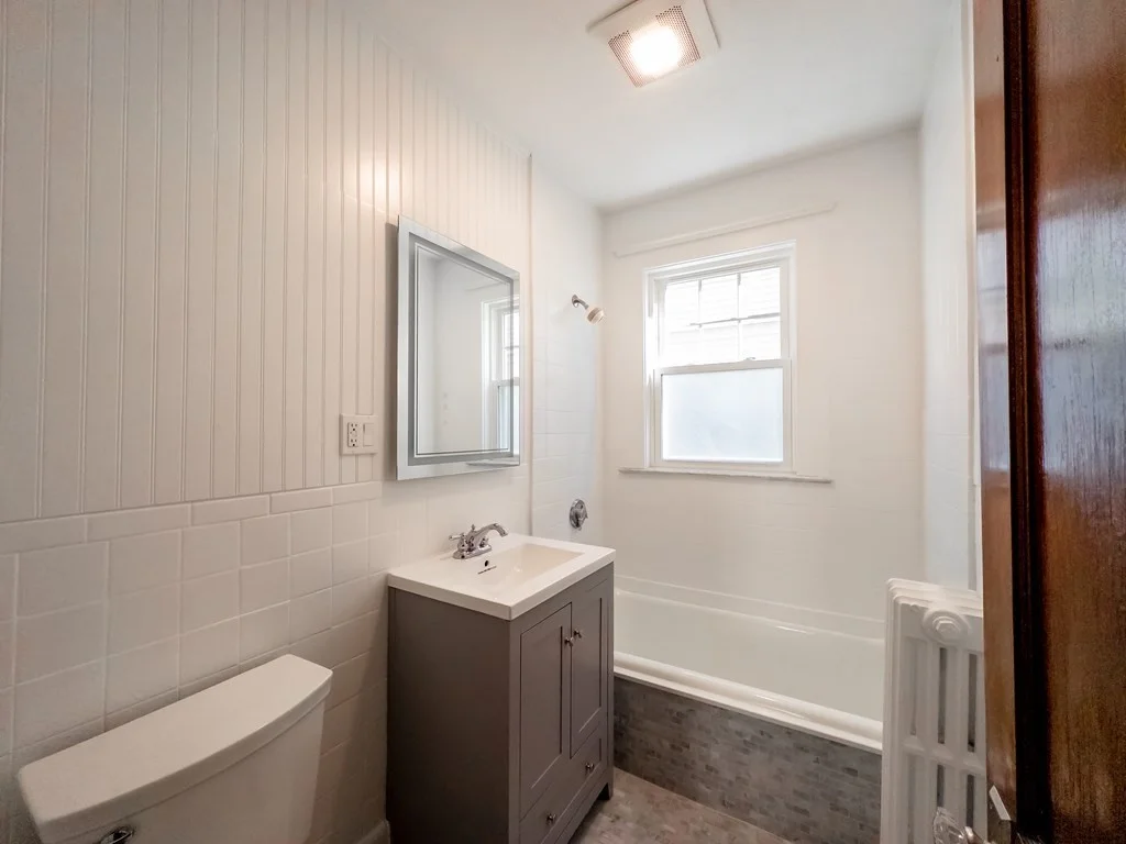 2 bed, 1 bath apartment for rent at 32 Gartland St Unit 1, Jamaica Plain — photo 9 of 11