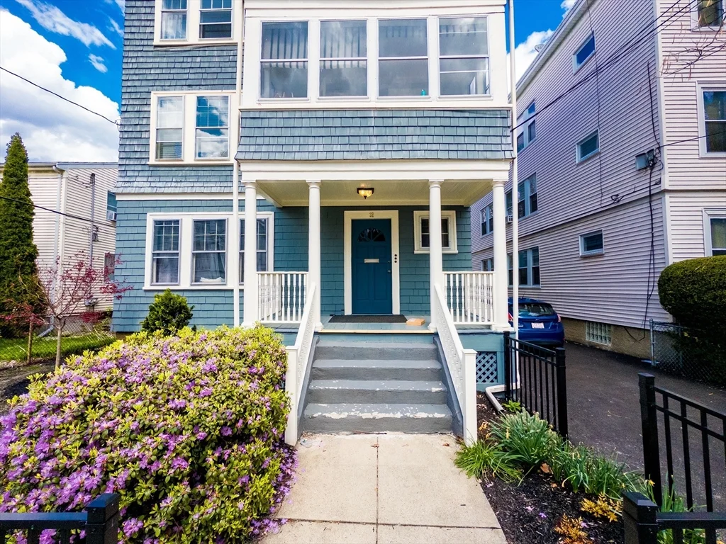 2 bed, 1 bath apartment for rent at 32 Gartland St Unit 3, Jamaica Plain