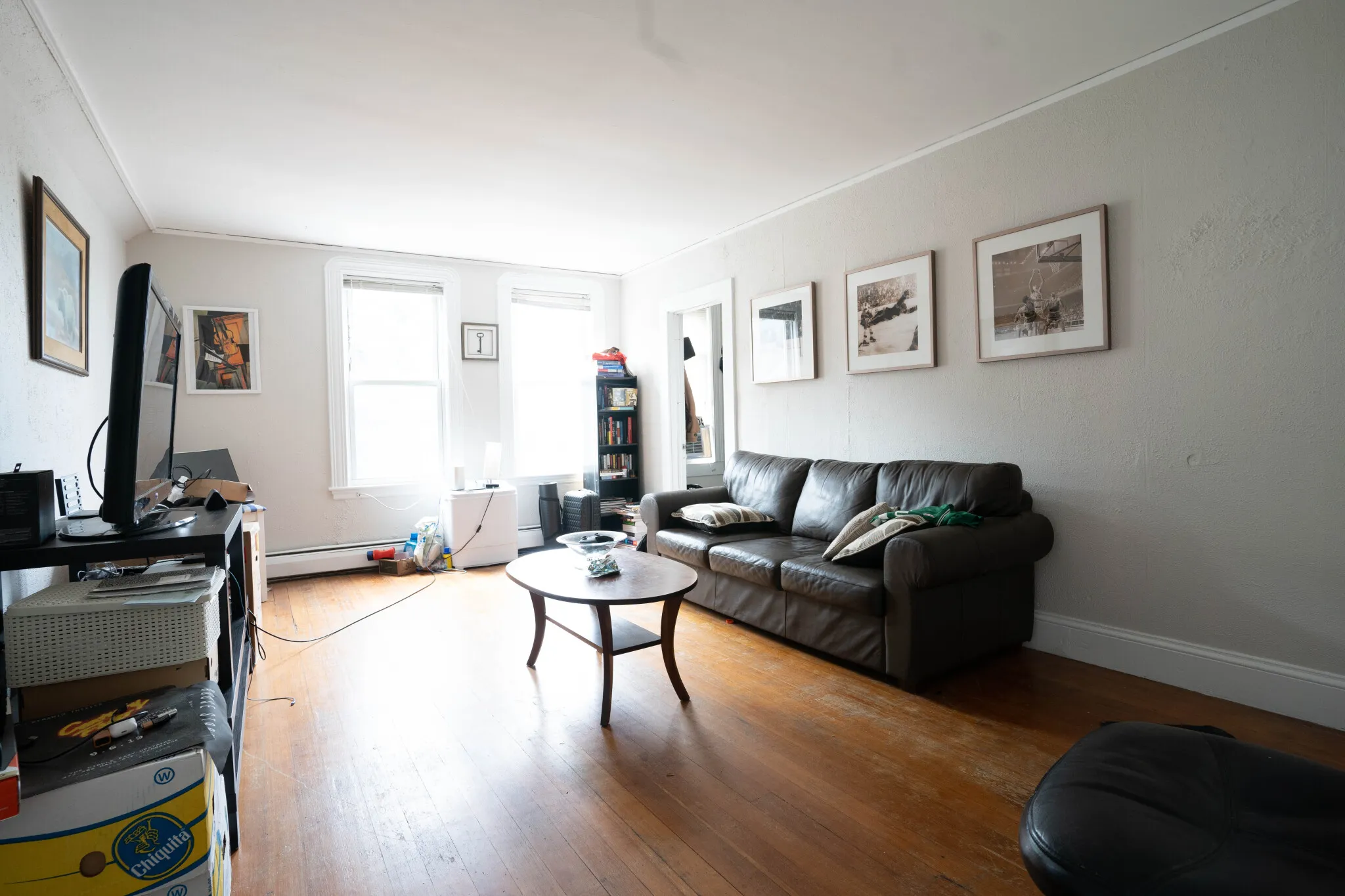 3 bed, 1 bath apartment for rent at 32 Gordon St Unit 3, Brighton — photo 2 of 7